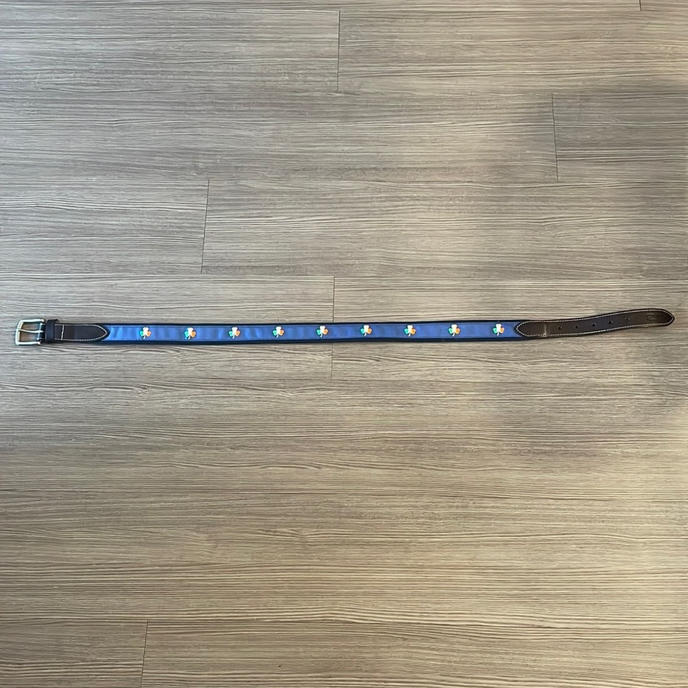 Vineyard vines belt